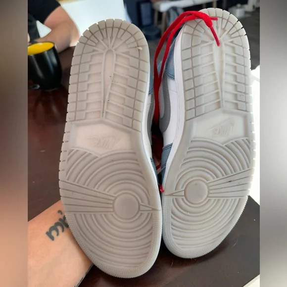 Nike Air Jordan (blue and red) - Picture 3 of 5